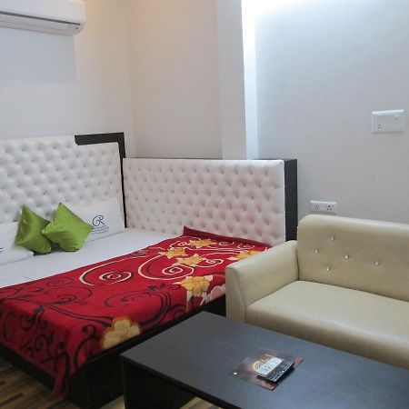 Ramprastha Hotel Ayodhya Экстерьер фото