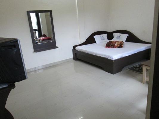 Ramprastha Hotel Ayodhya Экстерьер фото